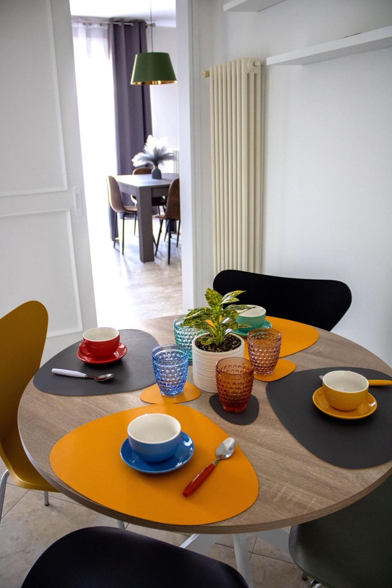 Fd Apartments - Zoe Prestigioso Appartamento Vicino Alla Stazione E Al Centro Monopoli Eksteriør bilde